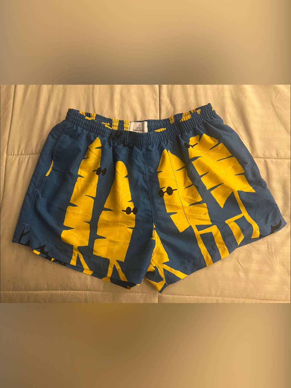 Men's Tropical Leaf Print Swim Trunks — Blue & Yellow